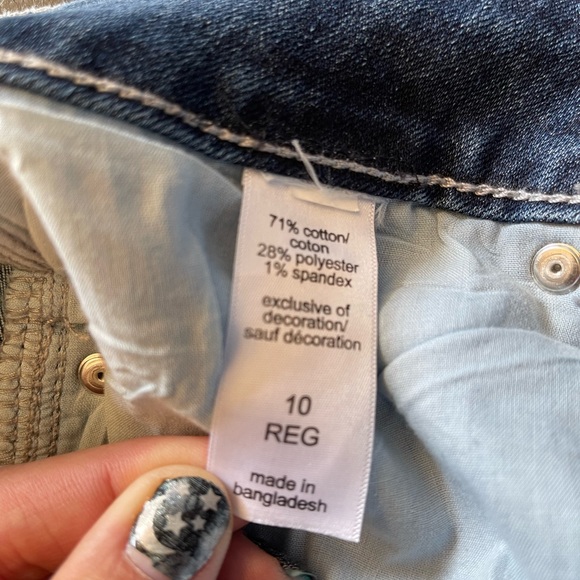 Maurice’s mid rise embellished jeans. - Picture 4 of 4